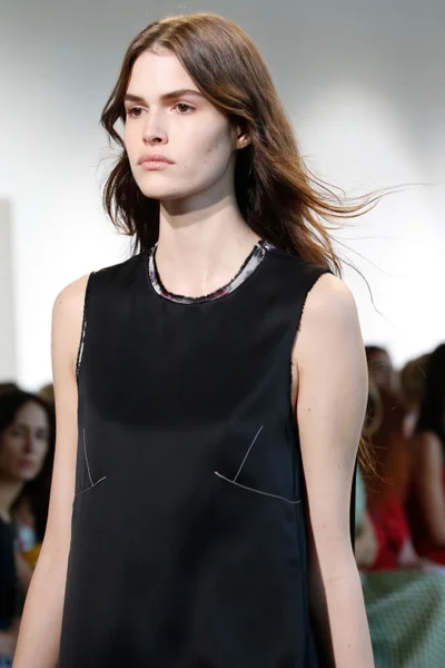 Look 35